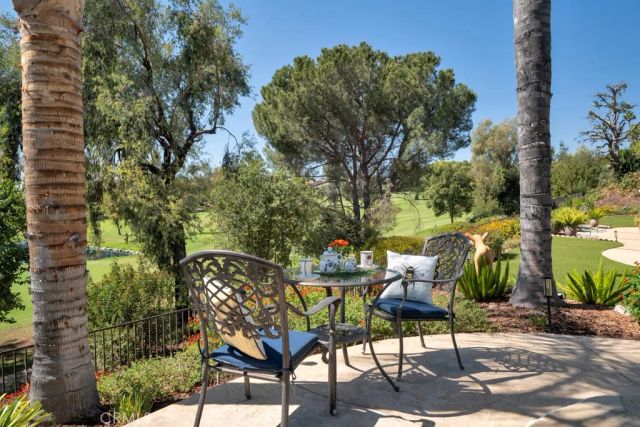19300 Singing Hills, Porter Ranch, CA 91326