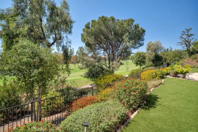 19300 Singing Hills, Porter Ranch, CA 91326