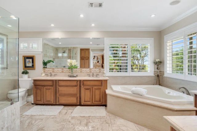 19300 Singing Hills, Porter Ranch, CA 91326