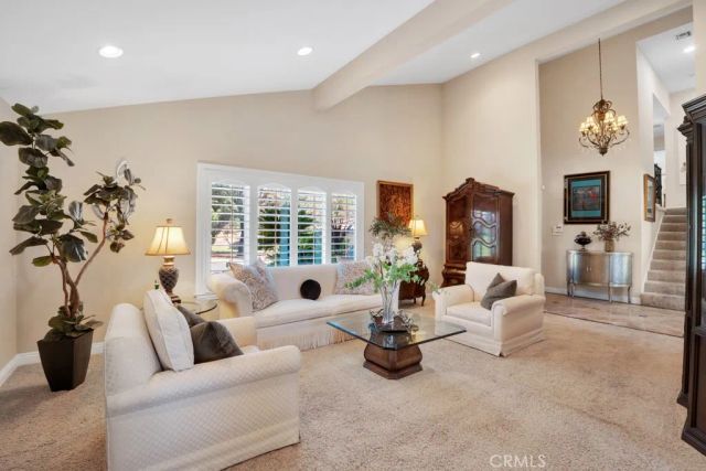 19300 Singing Hills, Porter Ranch, CA 91326