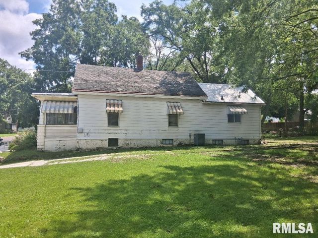 2326 W WISWALL Street, Peoria, IL 61605