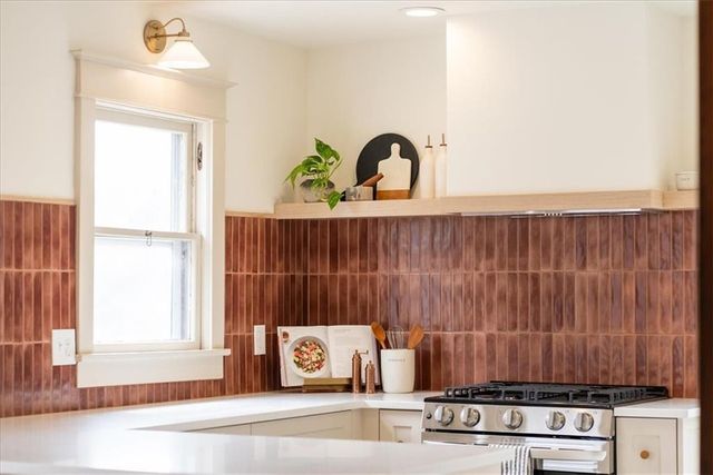 4332 Harrison Street, Kansas City, MO 64110