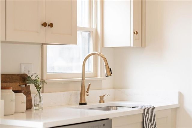 4332 Harrison Street, Kansas City, MO 64110