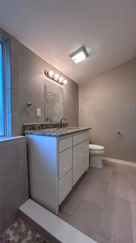 2816 Gordon Avenue, Fort Worth, TX 76110