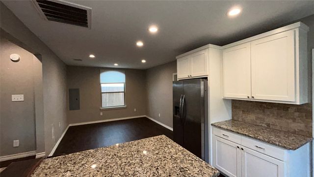 2816 Gordon Avenue, Fort Worth, TX 76110