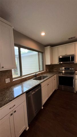 2816 Gordon Avenue, Fort Worth, TX 76110