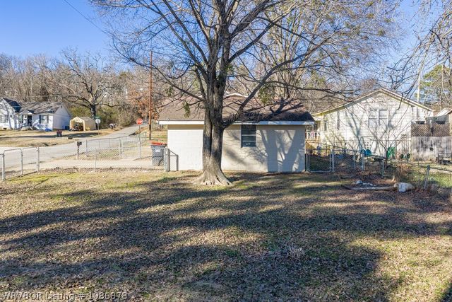 1702 Alma Boulevard, Van Buren, AR 72956