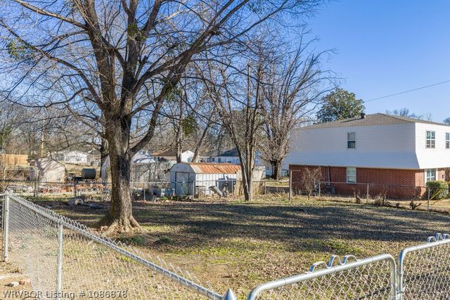 1702 Alma Boulevard, Van Buren, AR 72956