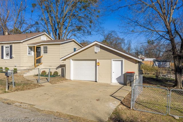 1702 Alma Boulevard, Van Buren, AR 72956