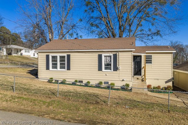 1702 Alma Boulevard, Van Buren, AR 72956