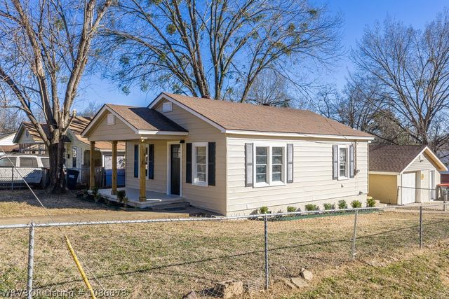 1702 Alma Boulevard, Van Buren, AR 72956