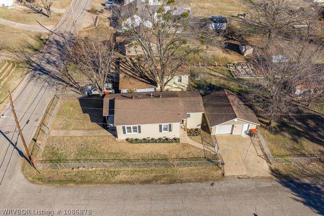 1702 Alma Boulevard, Van Buren, AR 72956