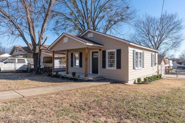 1702 Alma Boulevard, Van Buren, AR 72956