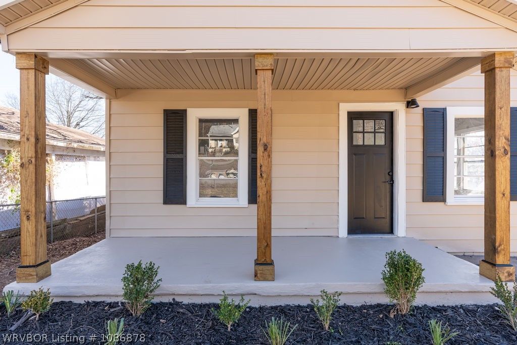 1702 Alma Boulevard, Van Buren, AR 72956