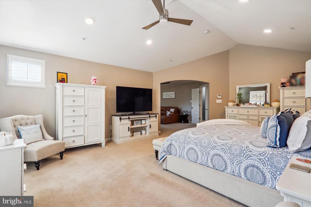 Image 23 of property listing at 1910 LAKE FOREST DR, Upper Marlboro, MD 20774