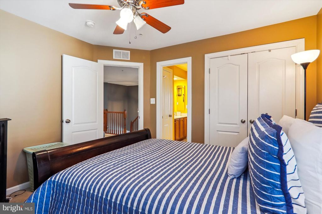 Image 34 of property listing at 1910 LAKE FOREST DR, Upper Marlboro, MD 20774