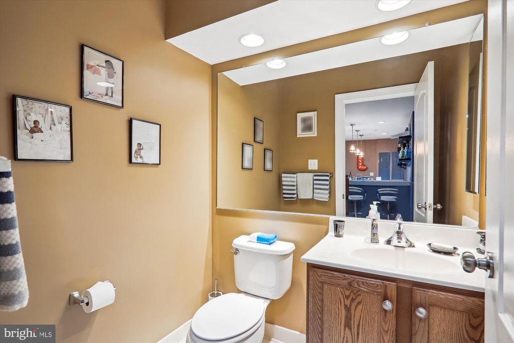 Image 45 of property listing at 1910 LAKE FOREST DR, Upper Marlboro, MD 20774