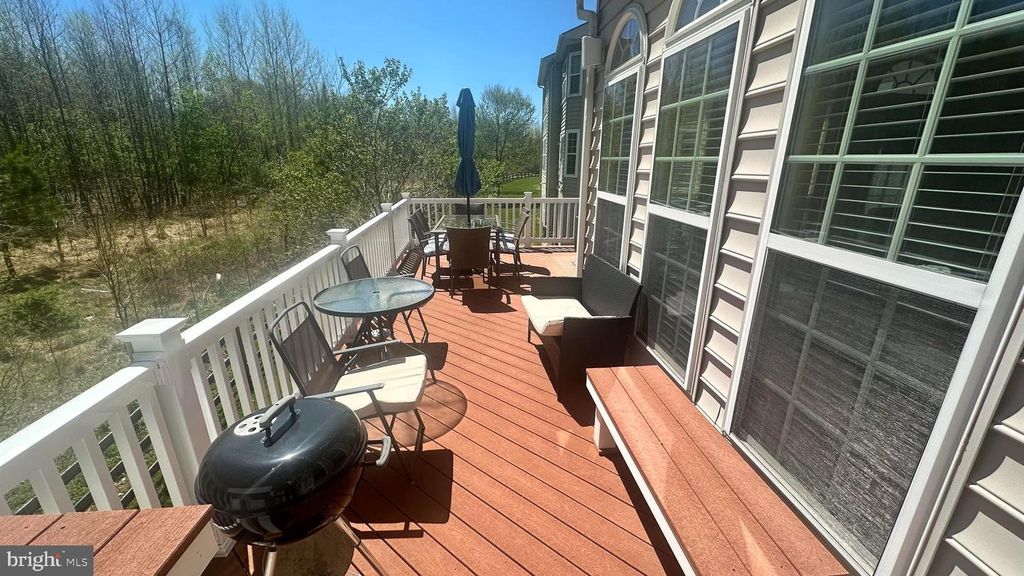 Image 48 of property listing at 1910 LAKE FOREST DR, Upper Marlboro, MD 20774