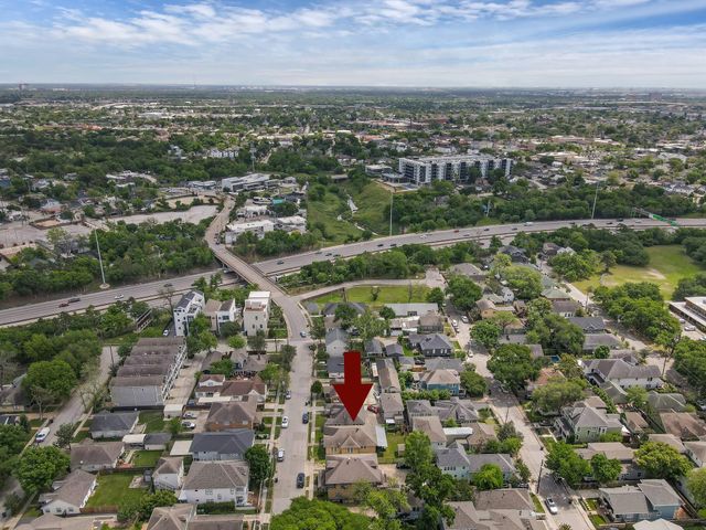 118 North Street, Houston, TX 77009