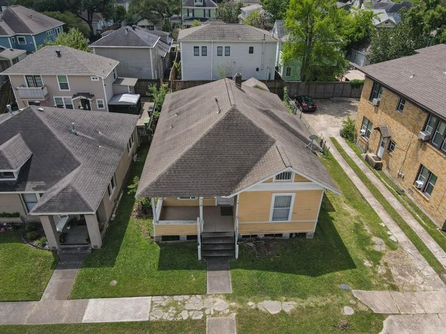 118 North Street, Houston, TX 77009