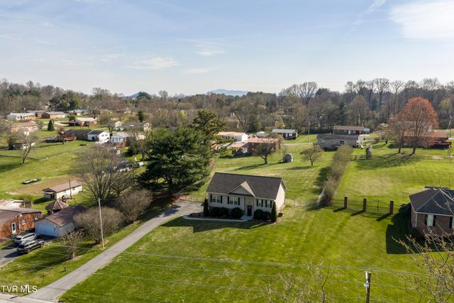 120 Hopper Road, Johnson City, TN 37604
