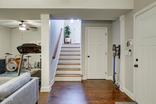 120 Hopper Road, Johnson City, TN 37604