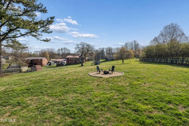 120 Hopper Road, Johnson City, TN 37604