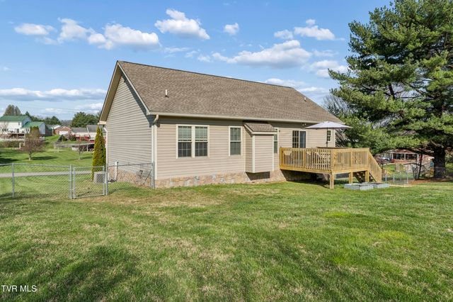 120 Hopper Road, Johnson City, TN 37604