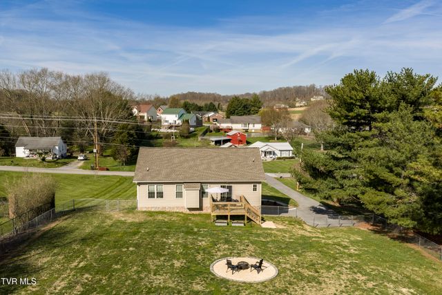 120 Hopper Road, Johnson City, TN 37604