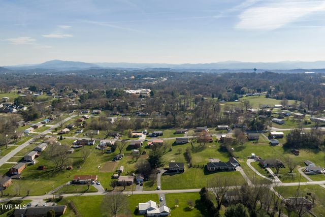 120 Hopper Road, Johnson City, TN 37604
