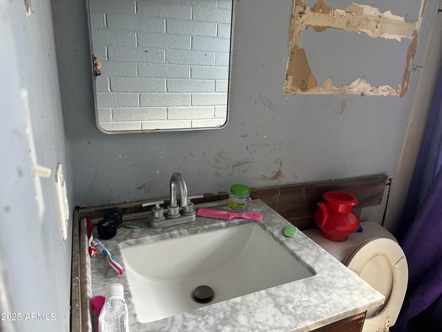 4406 N 30 Drive, Phoenix, AZ 85017