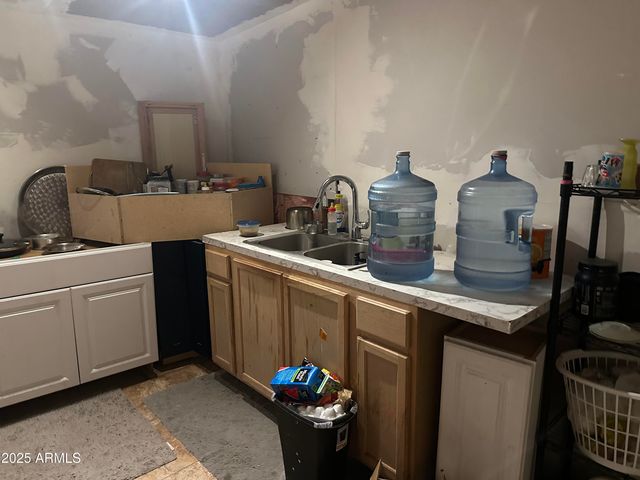 4406 N 30 Drive, Phoenix, AZ 85017