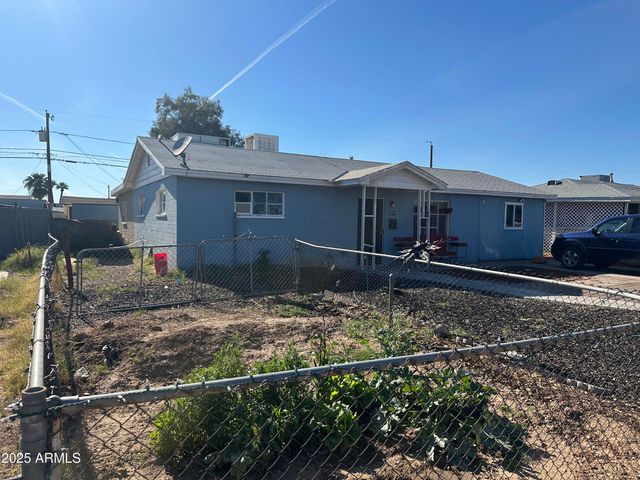 4406 N 30 Drive, Phoenix, AZ 85017