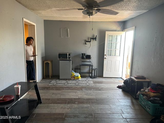 4406 N 30 Drive, Phoenix, AZ 85017