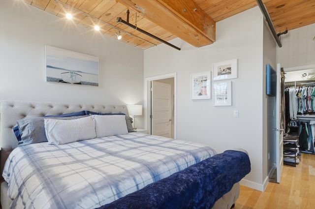 130 John Street 358, Lowell, MA 01852