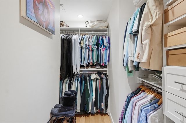 130 John Street 358, Lowell, MA 01852