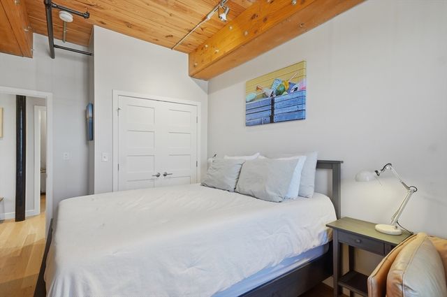 130 John Street 358, Lowell, MA 01852