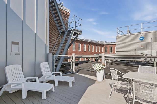 130 John Street 358, Lowell, MA 01852