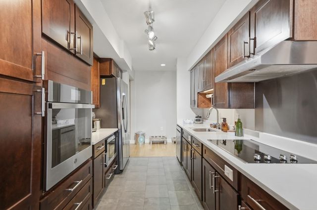 130 John Street 358, Lowell, MA 01852