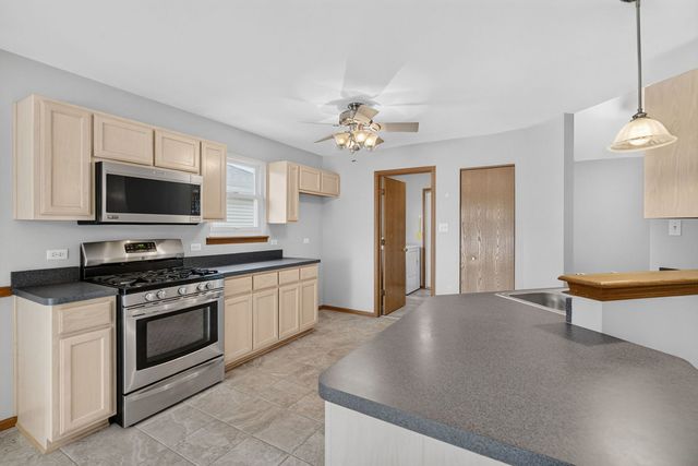 4711 Mallard Lane, Plainfield, IL 60586