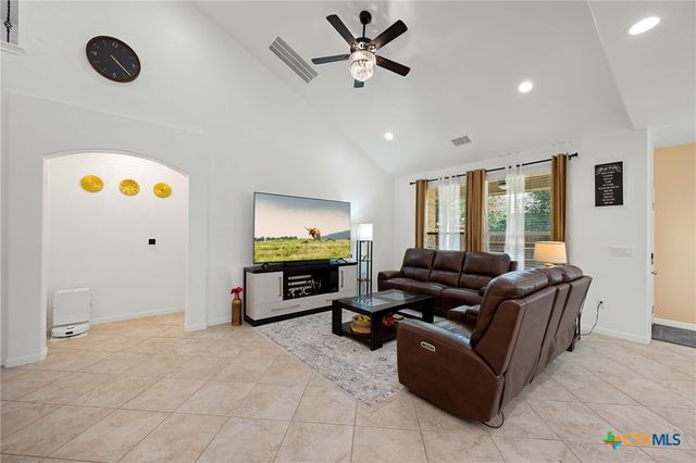 2509 Etta May Lane, Leander, TX 78641