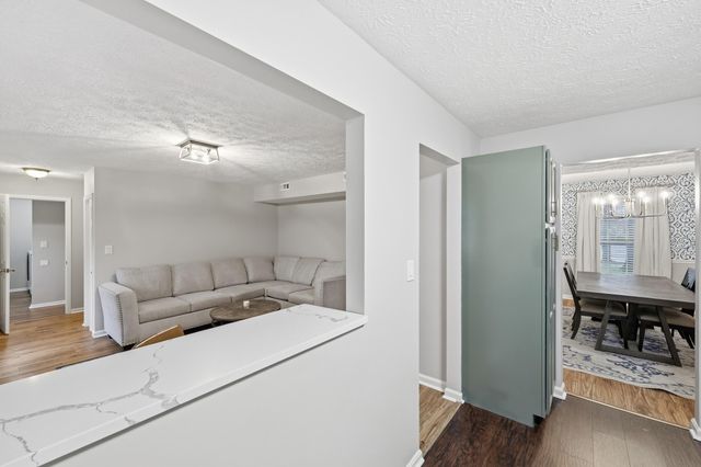 1728 Masters Lane, Lexington, KY 40515