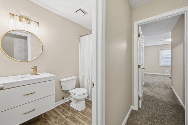 1728 Masters Lane, Lexington, KY 40515