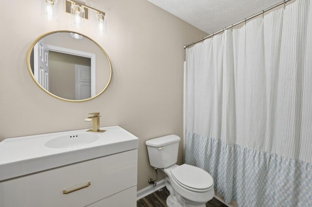 1728 Masters Lane, Lexington, KY 40515