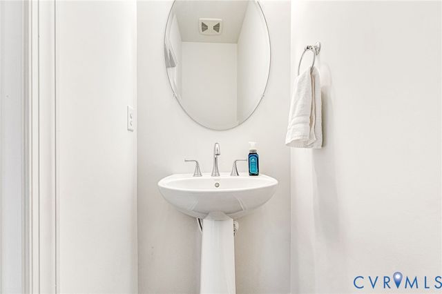 17101 Westington Rd, Moseley, VA 23120