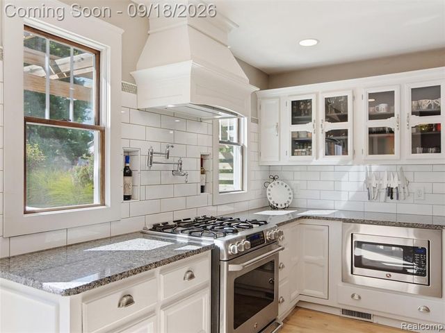 32 Park Street, Oxford, MI 48371