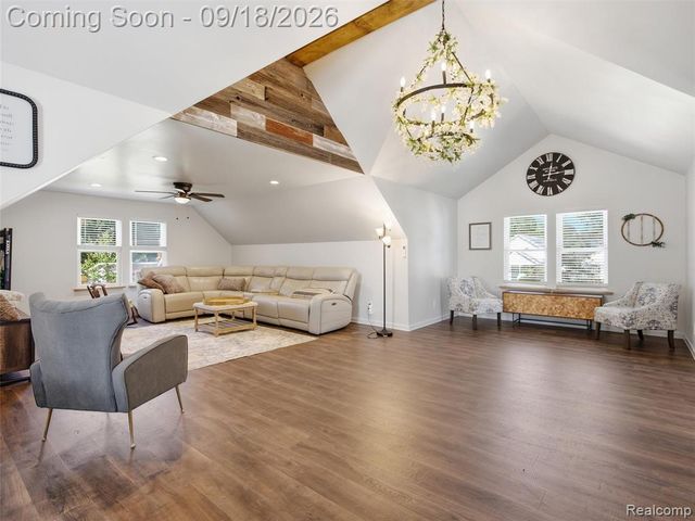 32 Park Street, Oxford, MI 48371