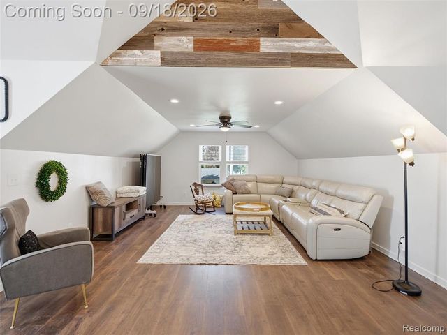 32 Park Street, Oxford, MI 48371
