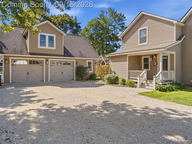 32 Park Street, Oxford, MI 48371