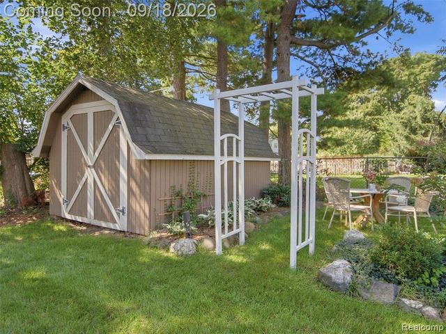 32 Park Street, Oxford, MI 48371
